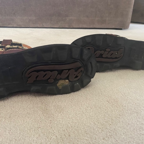 Boots - Picture 4 of 4